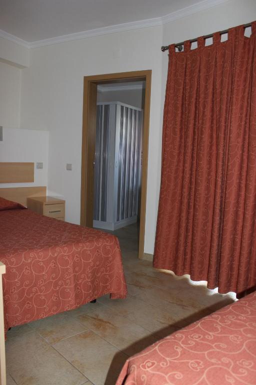 Dom Fernando II Hotel Loule Room photo